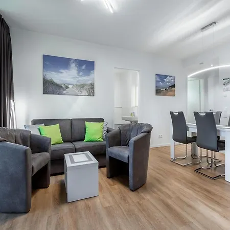 Apartamento Haus Mit Nach Osten Ausgerichteter Loggia *