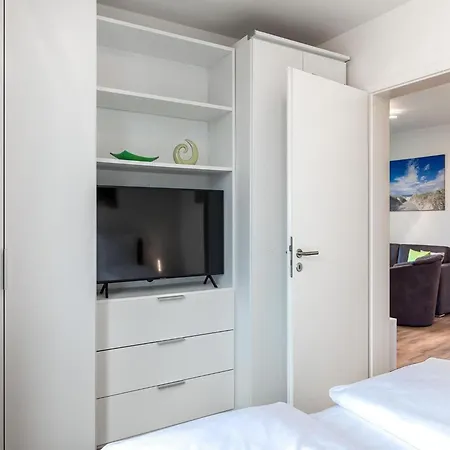 Apartamento Haus Mit Nach Osten Ausgerichteter Loggia