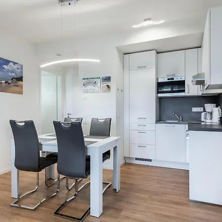 Apartamento Haus Mit Nach Osten Ausgerichteter Loggia *